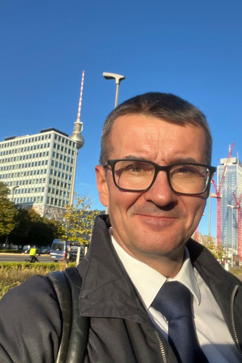 Dr hab. Tomasz Piontek