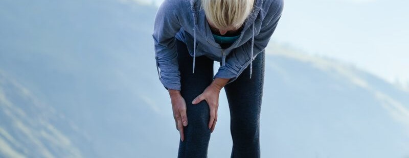 Ból kolana przy chodzeniu