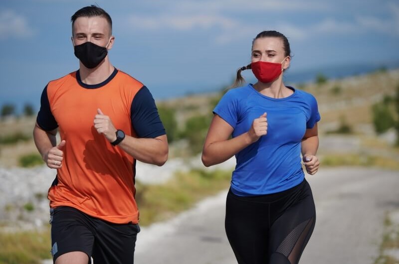 Is intense exercise in a&nbsp;protective mask harmful to health or reduces exercise capacity?